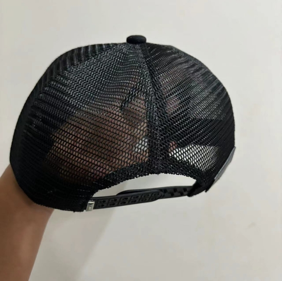 Amiri's baseball cap splashed with black paintAmiri's baseball cap splashed with - Picture 8 of 8